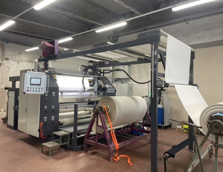 Máquina de recubrimiento y laminamiento en caliente