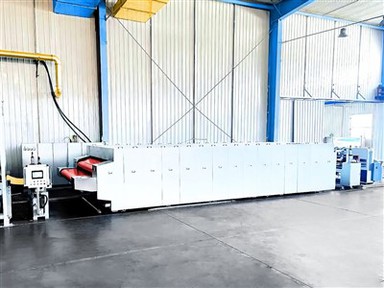 Prensa de doble correa para la producción de CFRT