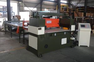 Máquina automática de troquelado con cabezal de retroceso, prensa de corte